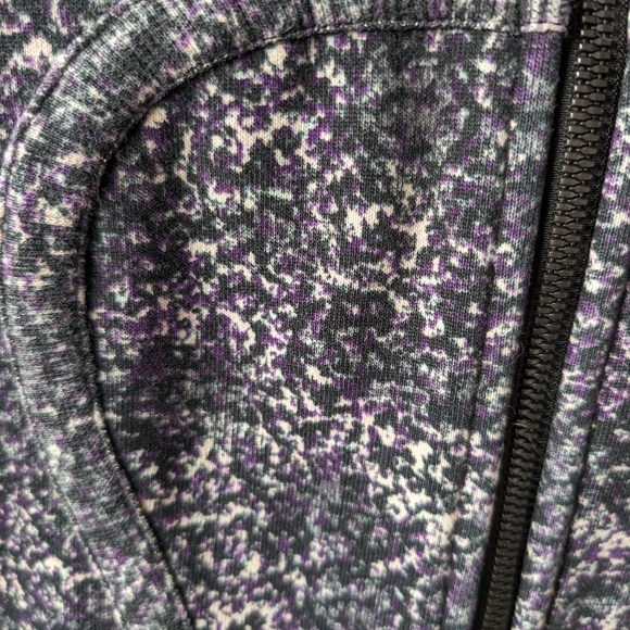 Lululemon Scuba Hoodie size 6 - Picture 2 of 5